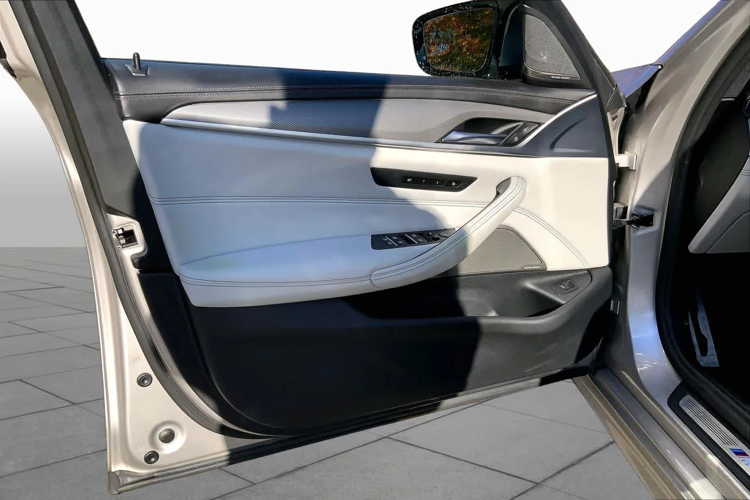 Used 2020 Rhodonite Silver Metallic BMW  image 20