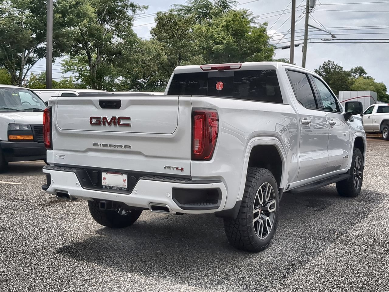 New 2026 Summit White GMC AT4 image 8