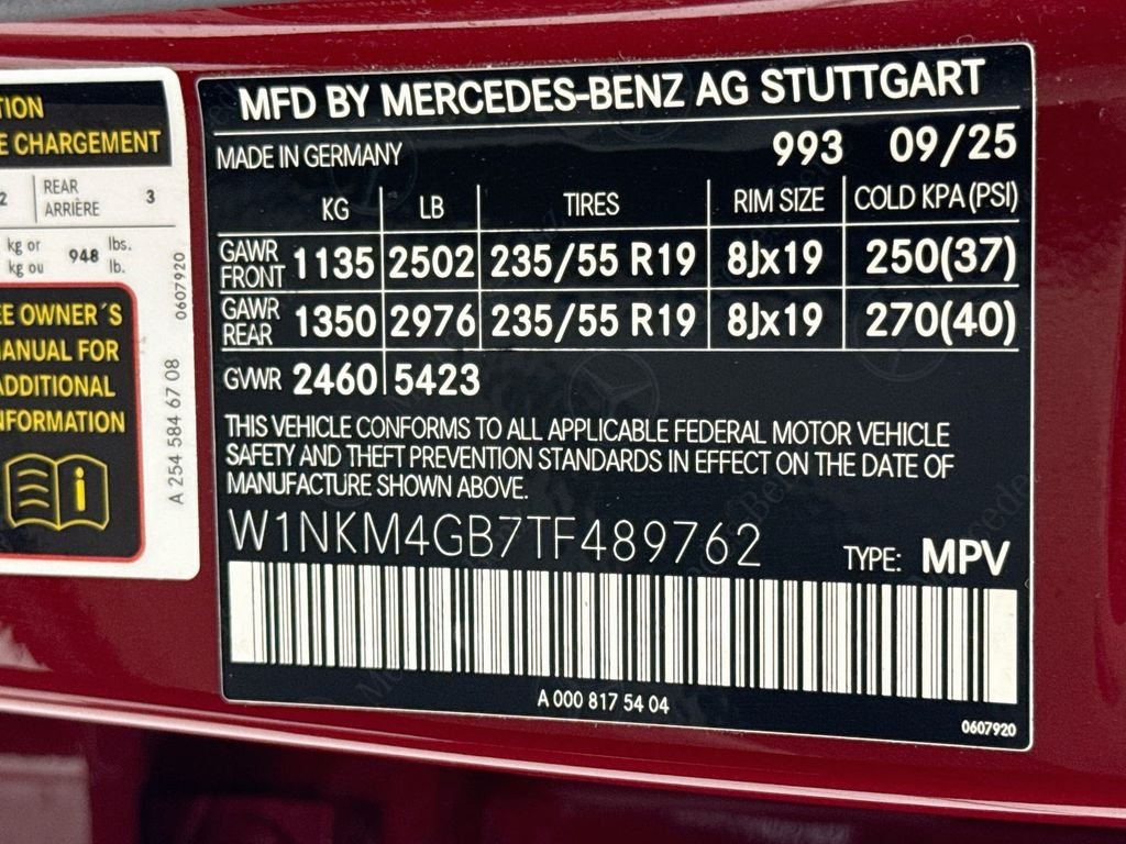 Certified Used 2026 MANUFAKTUR Patagonia Red Metallic Mercedes-Benz GLC 300 image 34