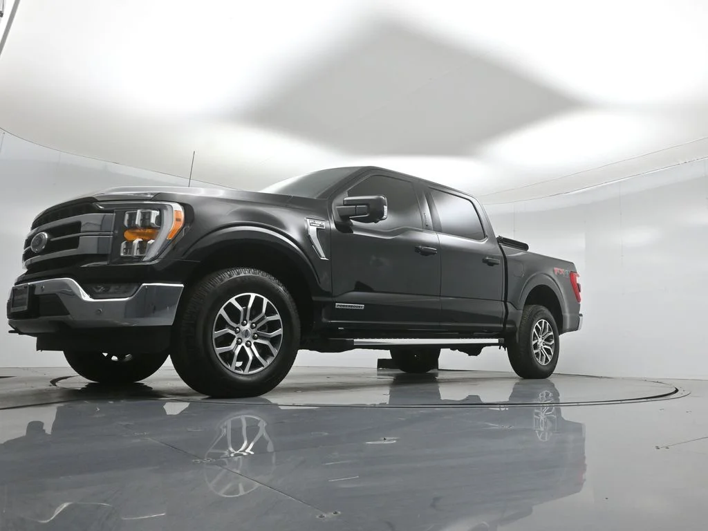 Certified Used 2022 Black Ford Lariat image 46