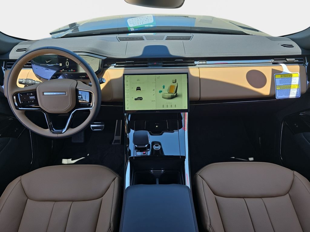 New 2026 Carpathian Grey Land Rover Dynamic SE image 9