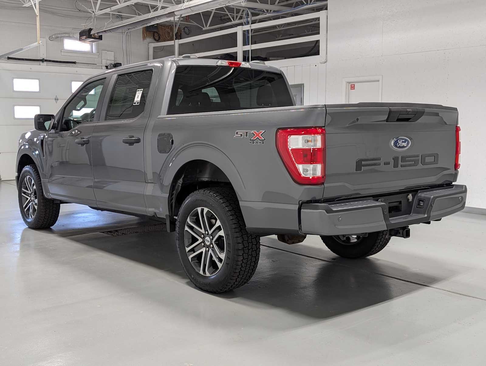 Used 2023 Carbonized Gray Ford XL image 11