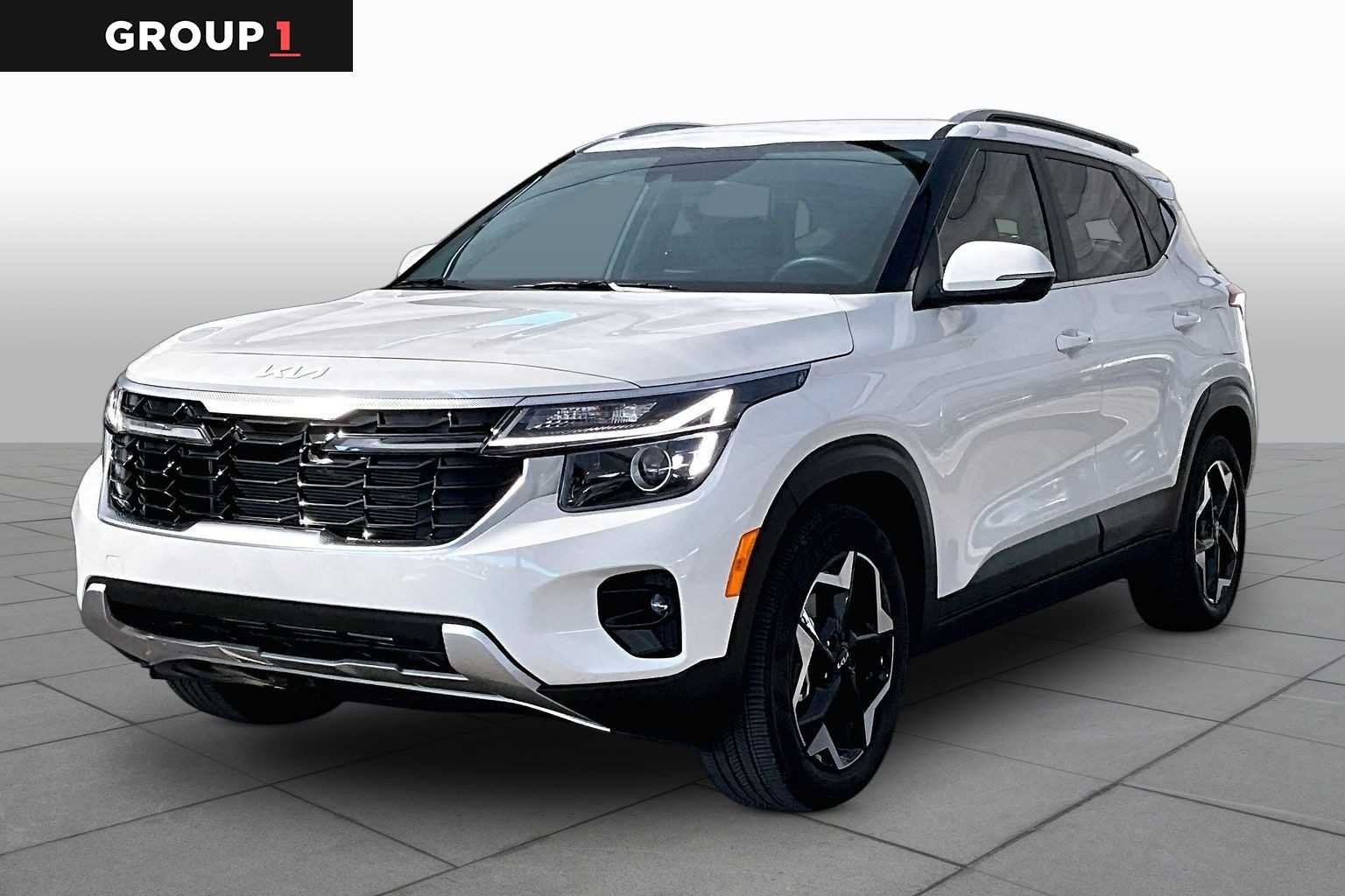 Used 2026 Snow White Pearl Kia EX image 1