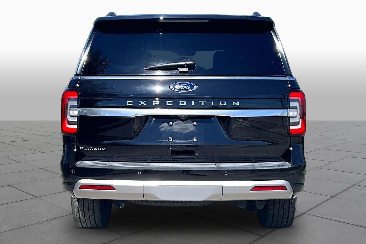 Used 2024 Agate Black Metallic Ford Platinum image 5