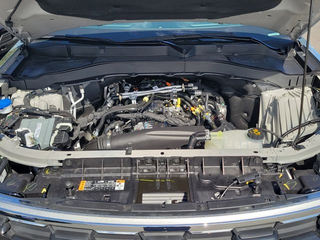 Used 2026 Vapor Blue Metallic Ford Active image 24