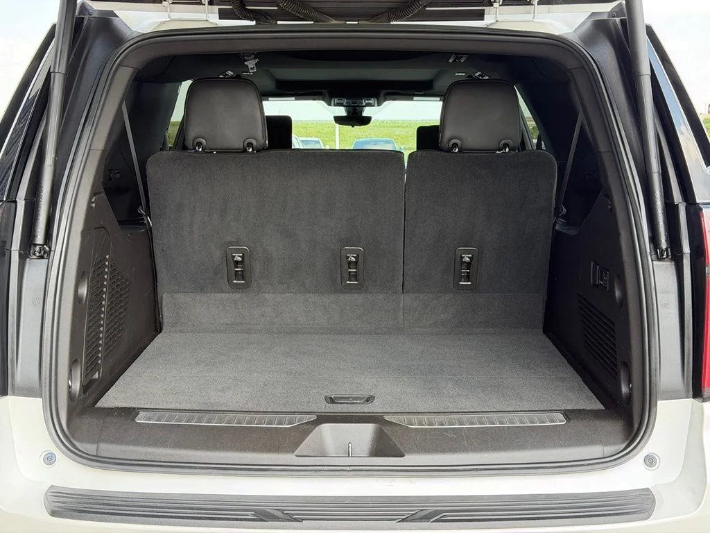 Used 2021 Beige Chevrolet High Country image 9