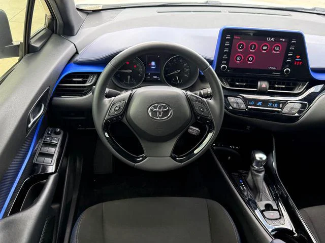 Certified Used 2021 BLIZZARD PEARL Toyota XLE image 18