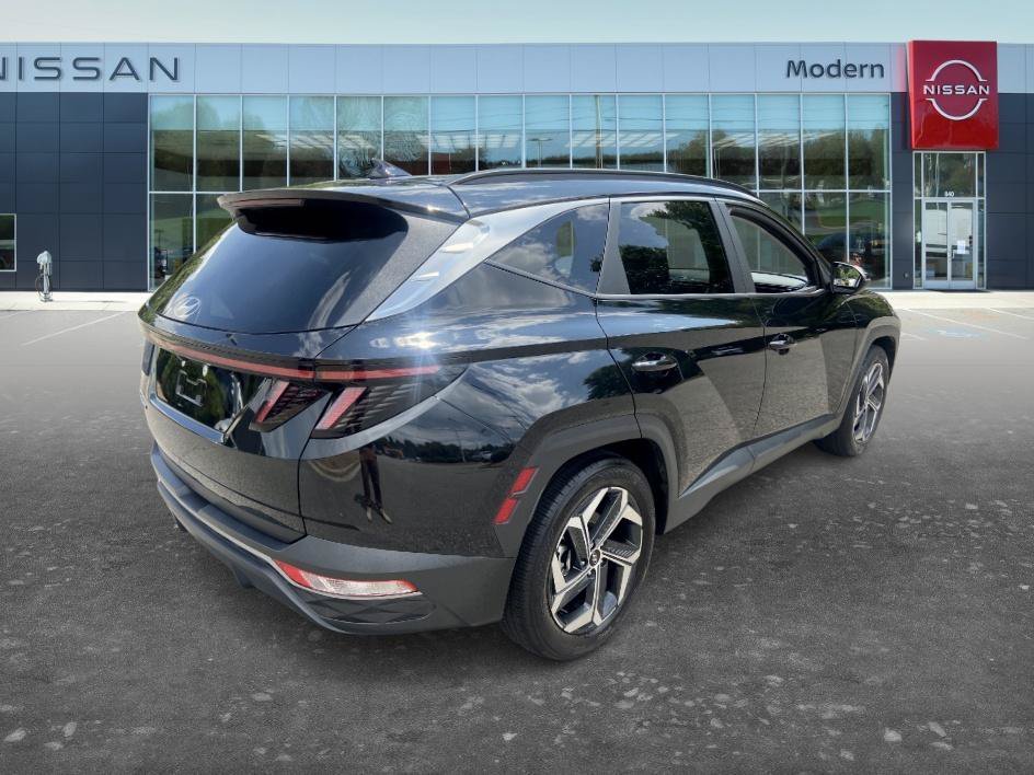 Used 2024 Black Pearl Hyundai SEL image 5