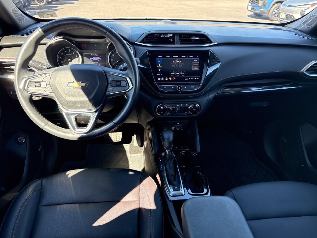 Used 2023 Pearl Chevrolet ACTIV image 23