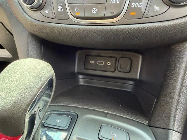 2023 Chevrolet Equinox RS - Photo 30