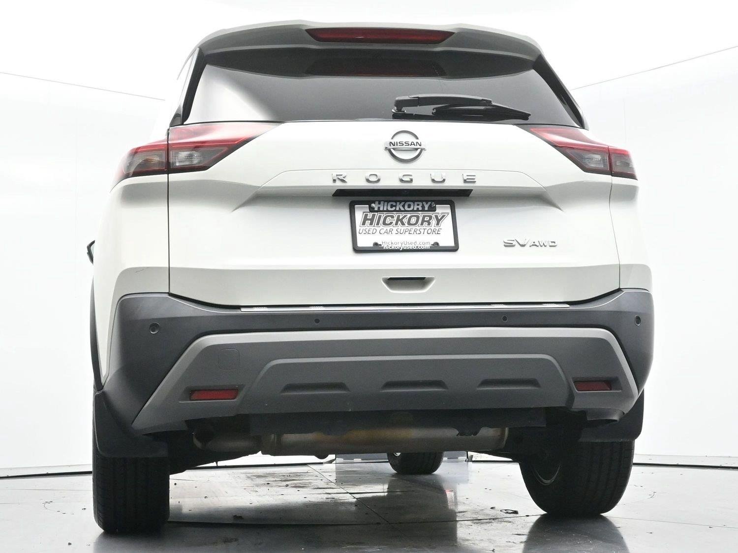 Used 2021 Pearl White Tricoat Nissan SV image 50