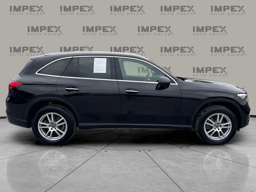 Used 2023 Black Mercedes-Benz GLC 300 image 6