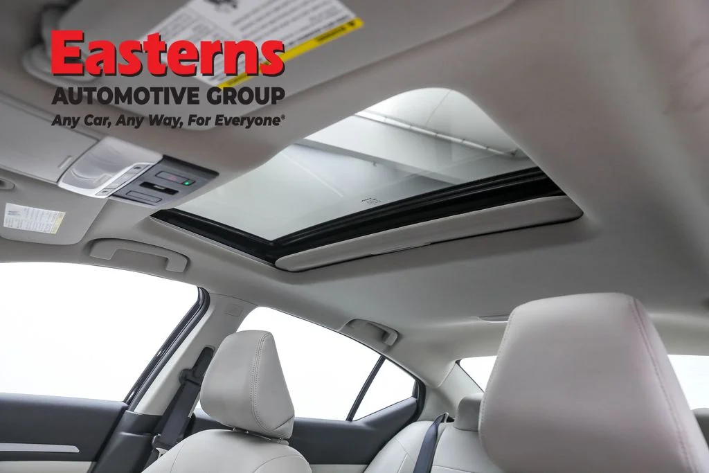 Used 2024 Black Nissan 2.5 SL image 33