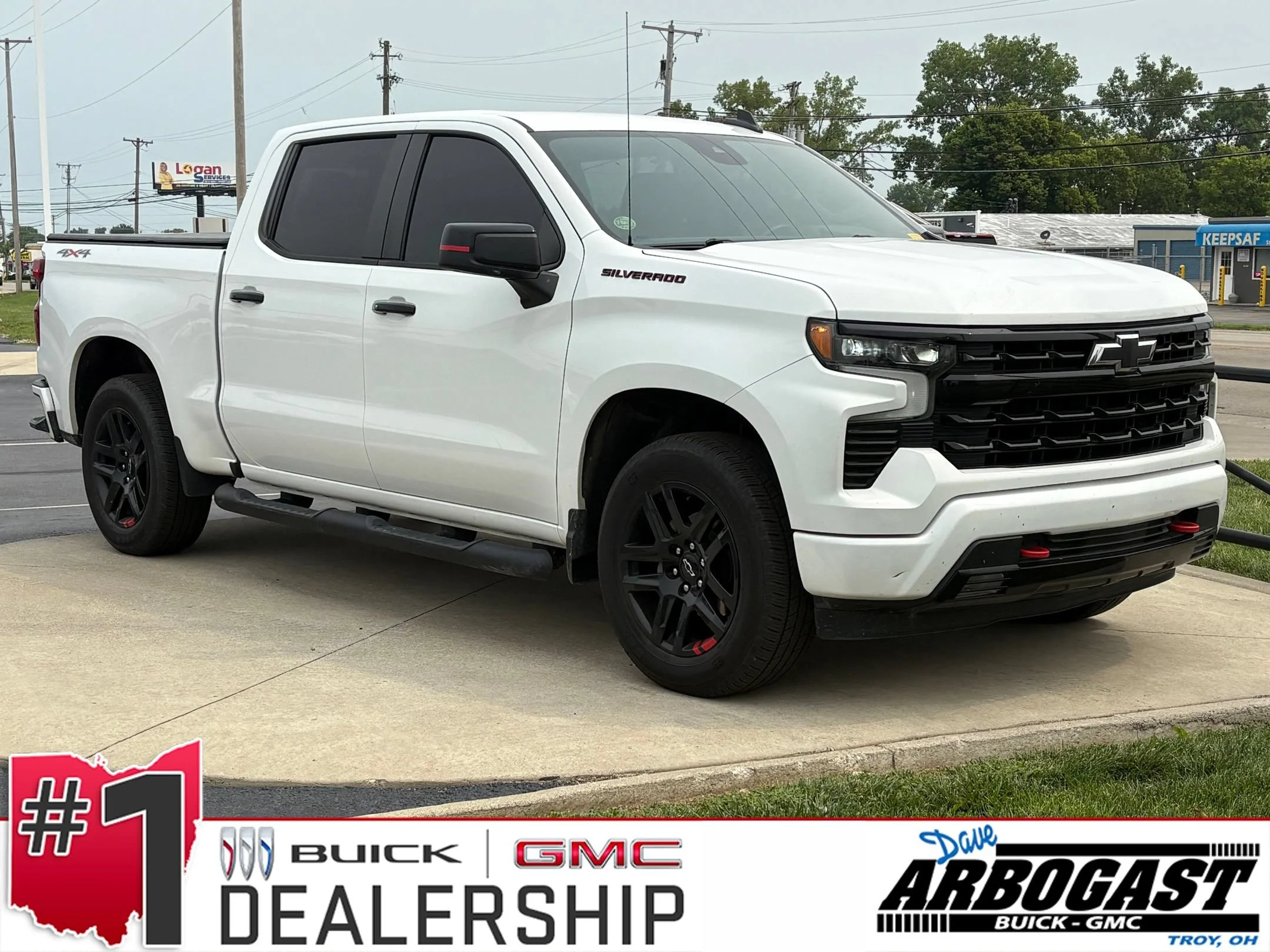 Used 2024 Summit White Chevrolet RST image 1