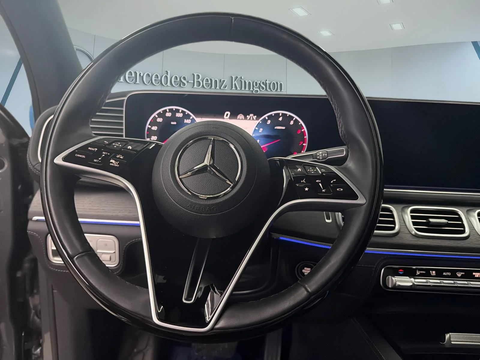Certified Used 2025 02992 Mercedes-Benz GLE 450 4MATIC SUV image 14
