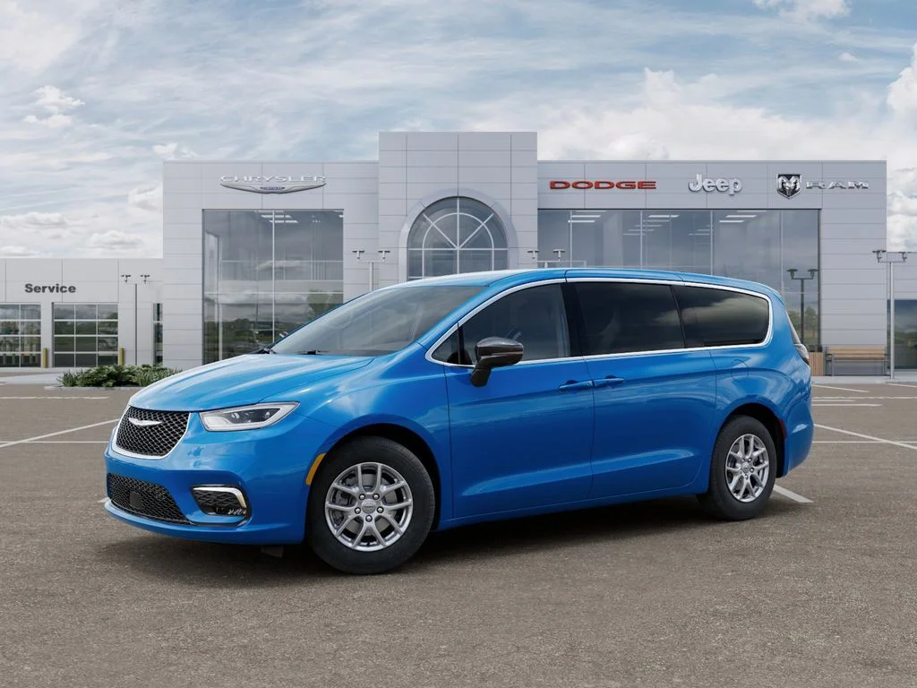 New 2026 Hydro Blue Pearl-Coat Exterior Paint Chrysler Select image 2