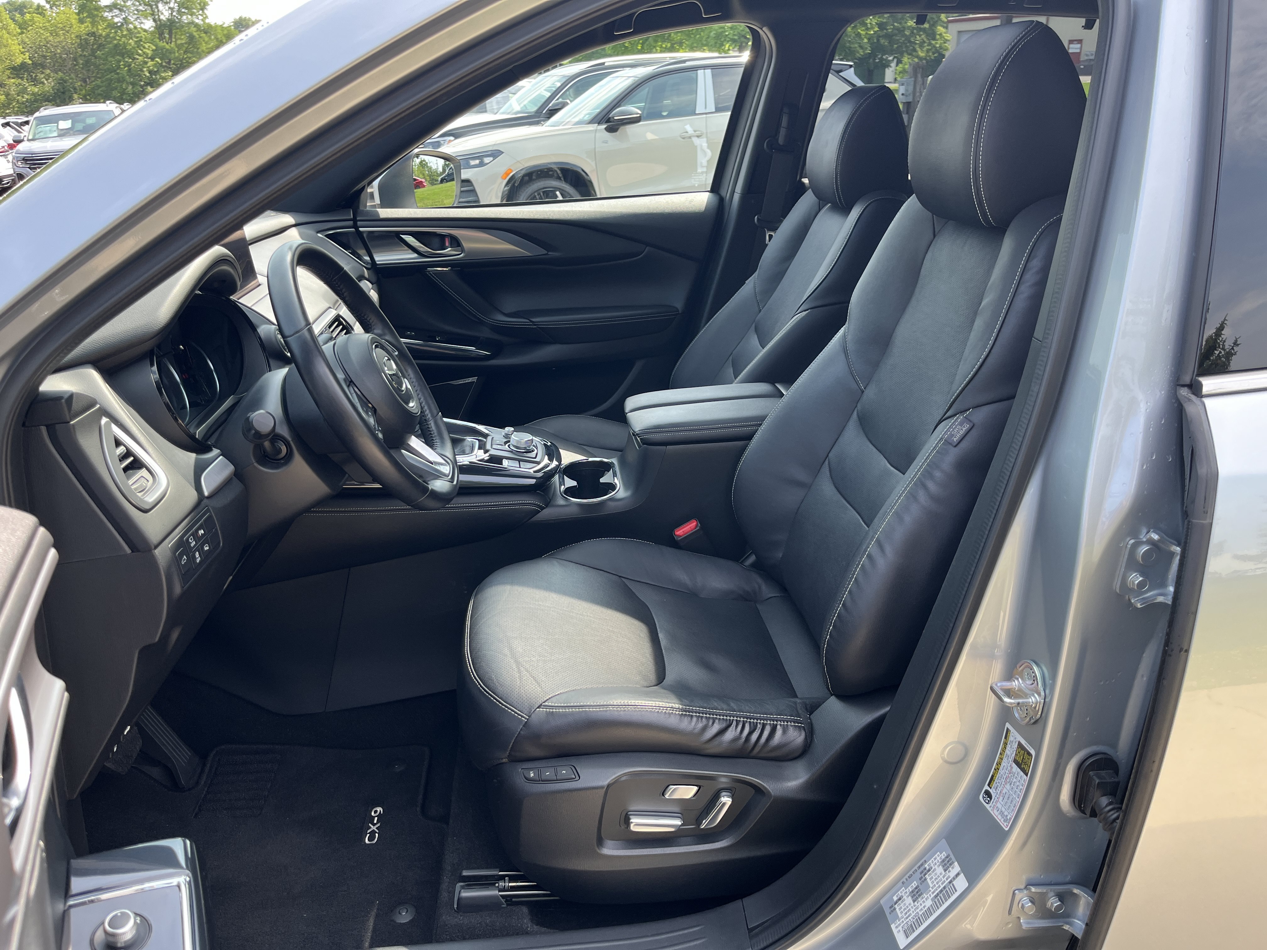 Used 2020 Sonic Silver Metallic Mazda Grand Touring image 18