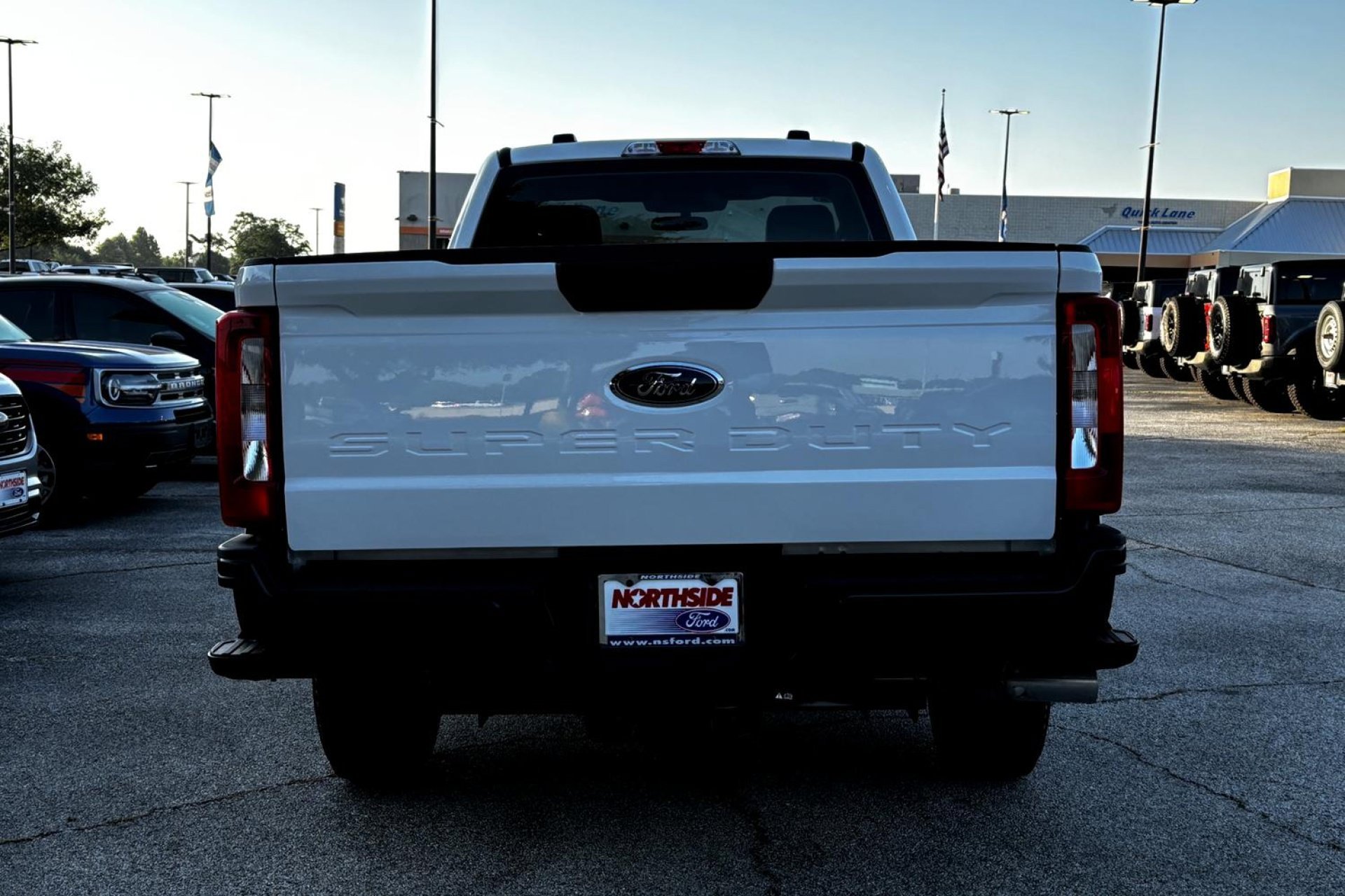 New 2025 Oxford White Ford XL image 8