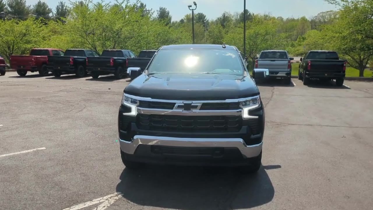 New 2026 Black Chevrolet LT image 39