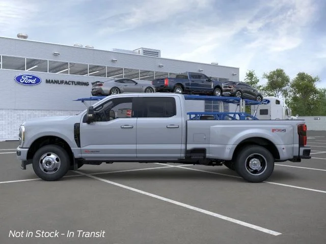 New 2026 Glacier Gray Metallic Tri-Coat Ford Platinum image 3