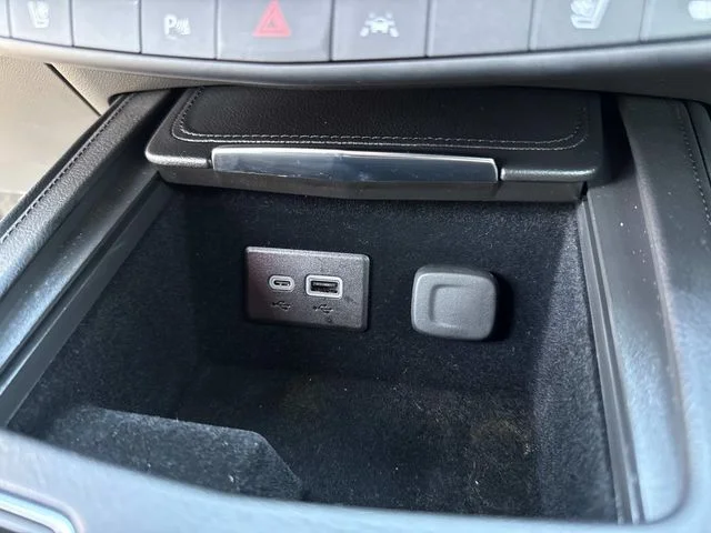 Used 2025 Green Cadillac Sport image 32