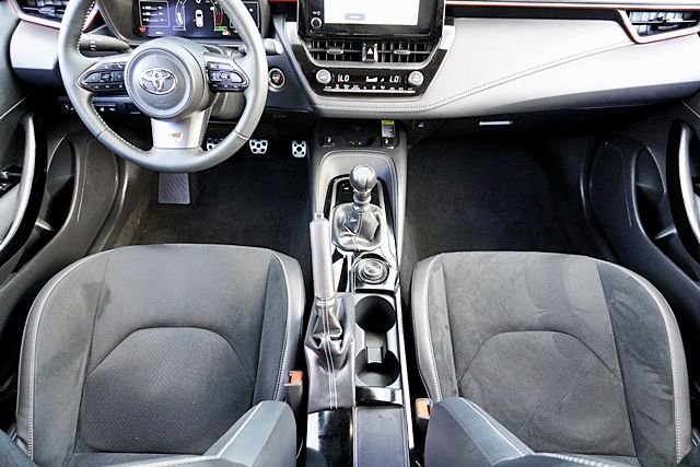 Used 2025 Gray Toyota Premium image 22