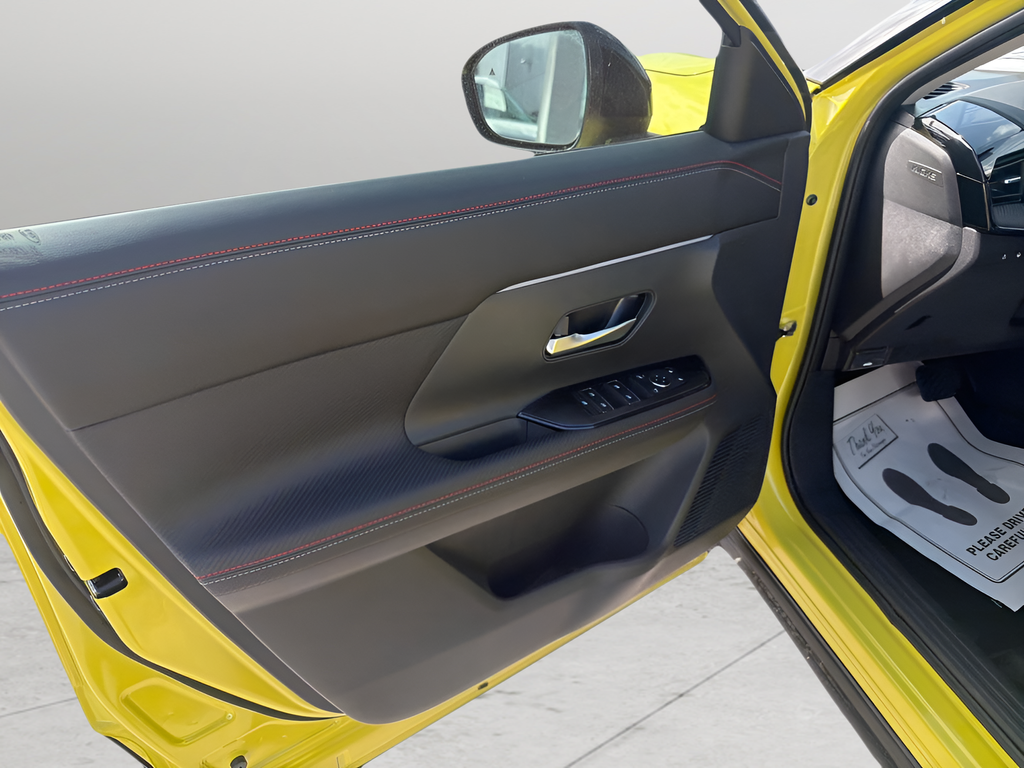 2026 Nissan KICKS SR - Photo 12