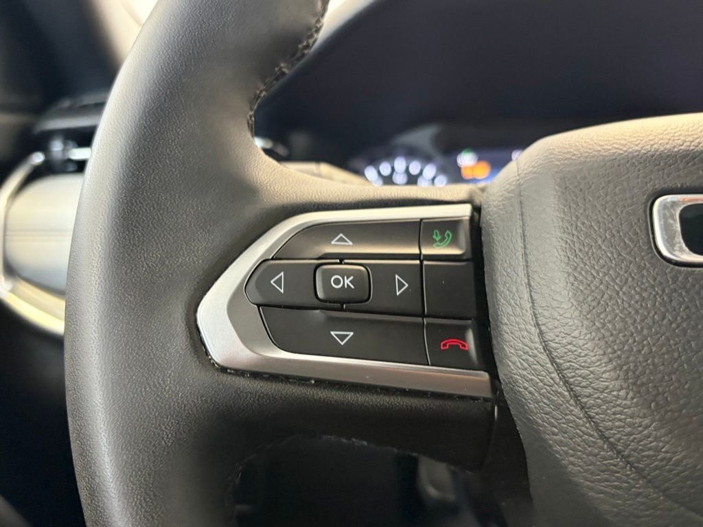 Used 2024 Gray Metallic Jeep Limited image 30