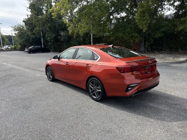 Used 2019 Red Kia EX image 7
