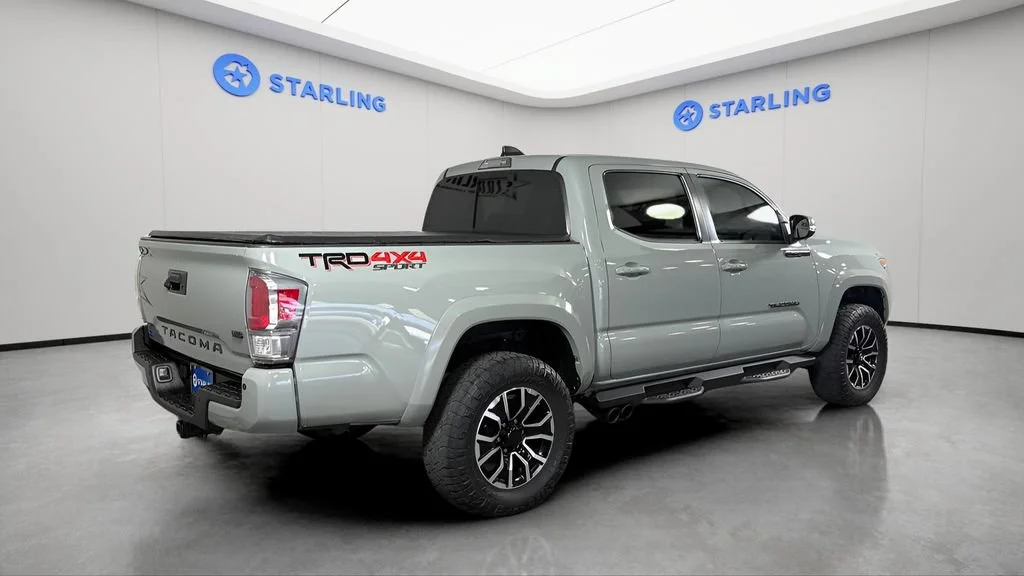Used 2023  Toyota SR image 9