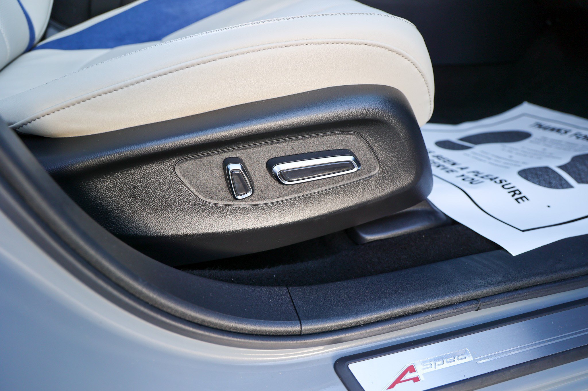 Used 2025 Gray Acura w/A-Spec Advance Package image 41
