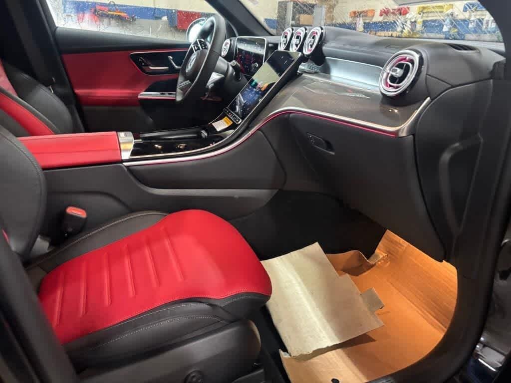 New 2026 2040/Black Mercedes-Benz GLC 300 image 13