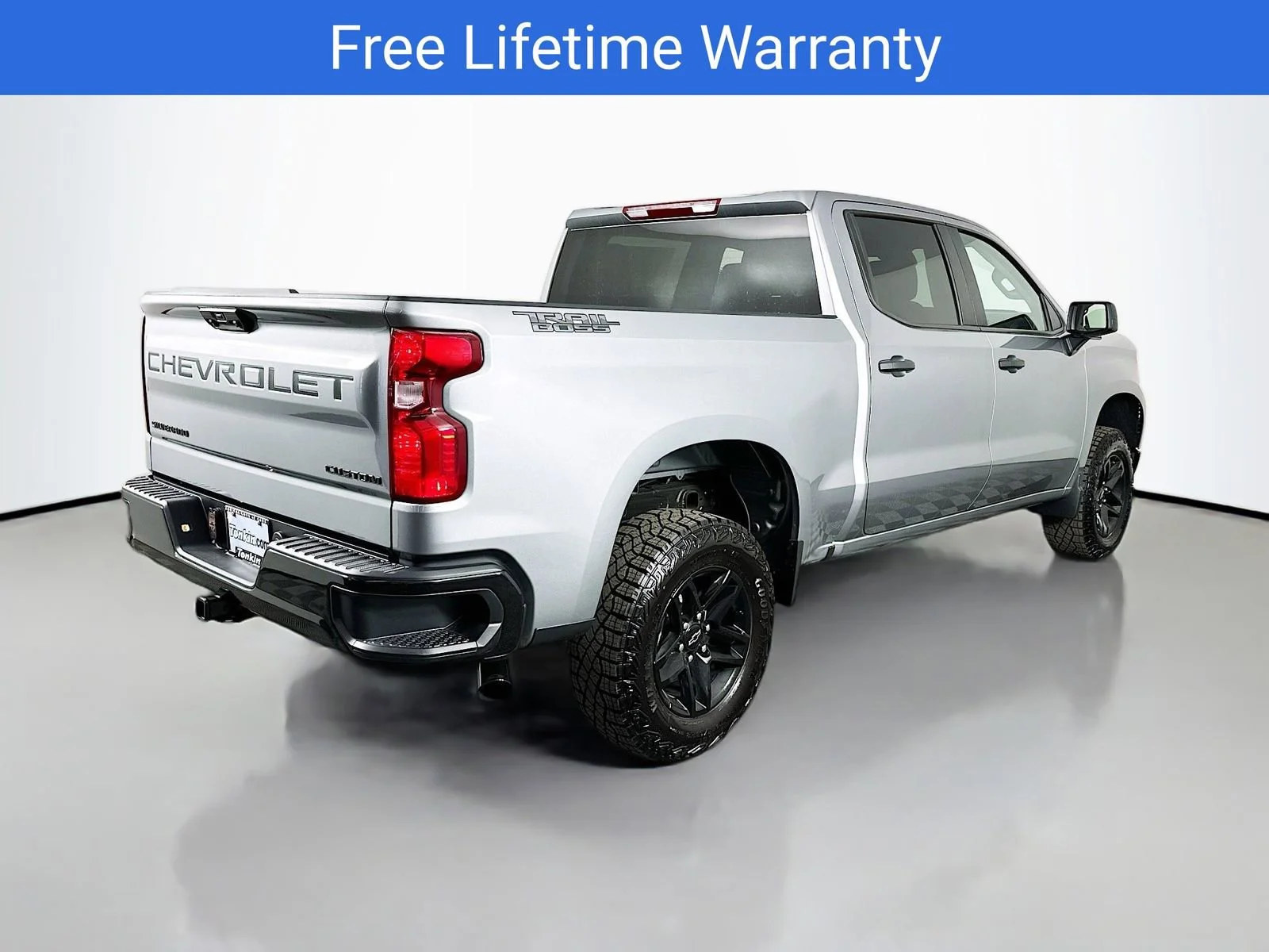 New 2026 Sterling Gray Metallic Chevrolet Custom Trail Boss image 8
