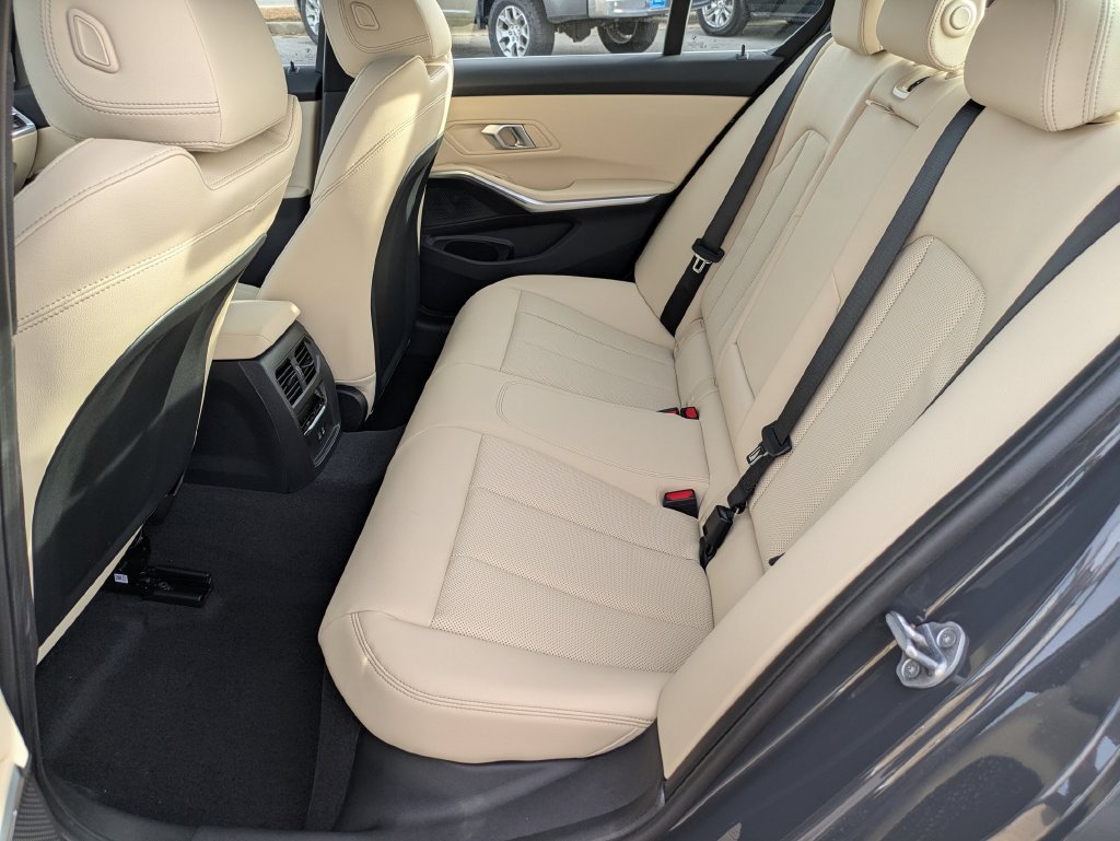 New 2026 Dravit Grey Metallic BMW 330i image 22