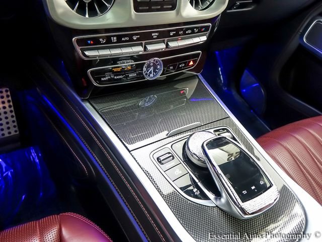 Used 2022 White Mercedes-Benz G 550 image 28