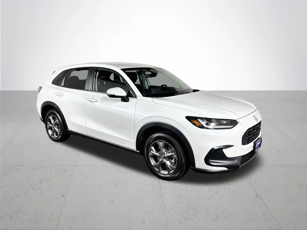 New 2027 Platinum White Pearl Honda LX image 4