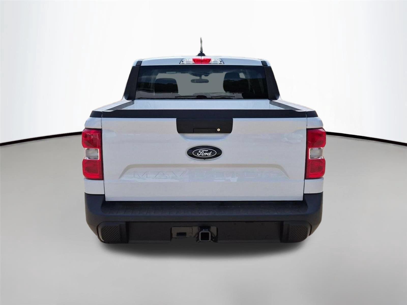 New 2026 Oxford White Ford XL image 4