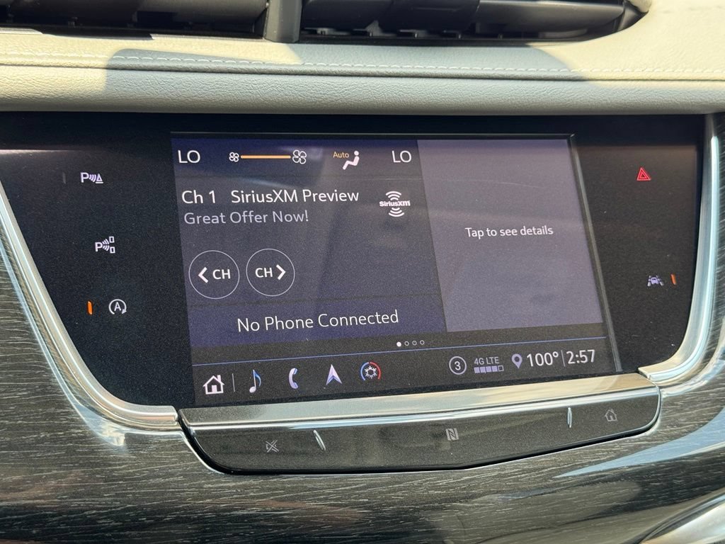 Used 2020 CRYSTAL WHITE TRICOAT Cadillac FWD Premium Luxury image 30
