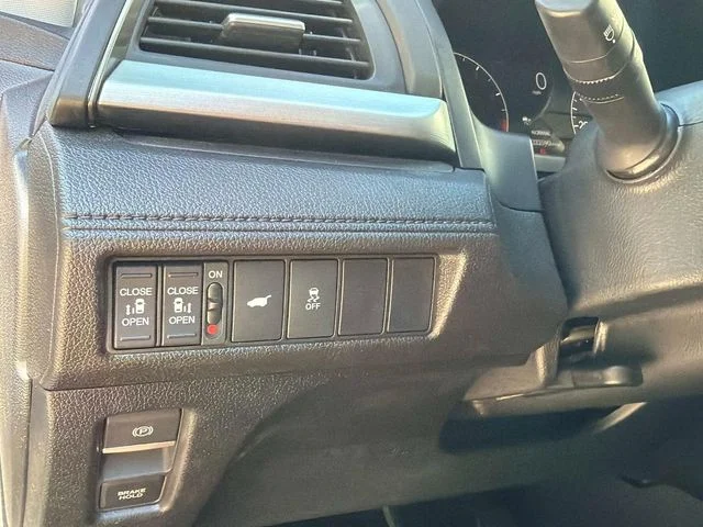 2025 Honda Odyssey EX-L - Photo 36