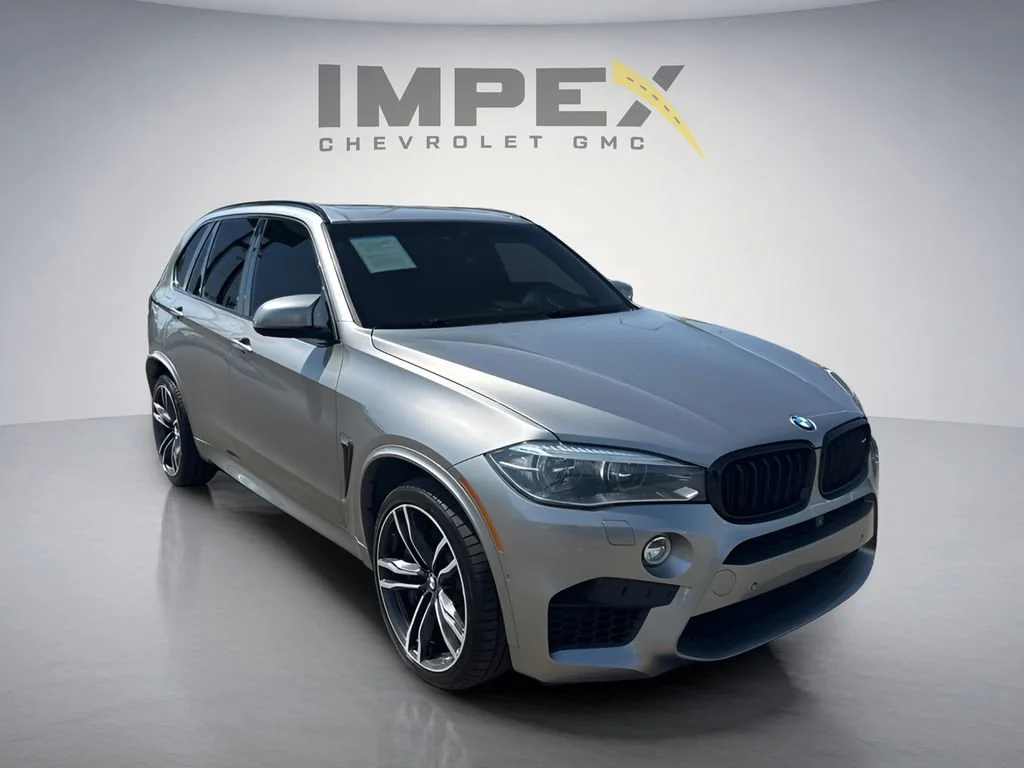 Used 2018  BMW  image 7