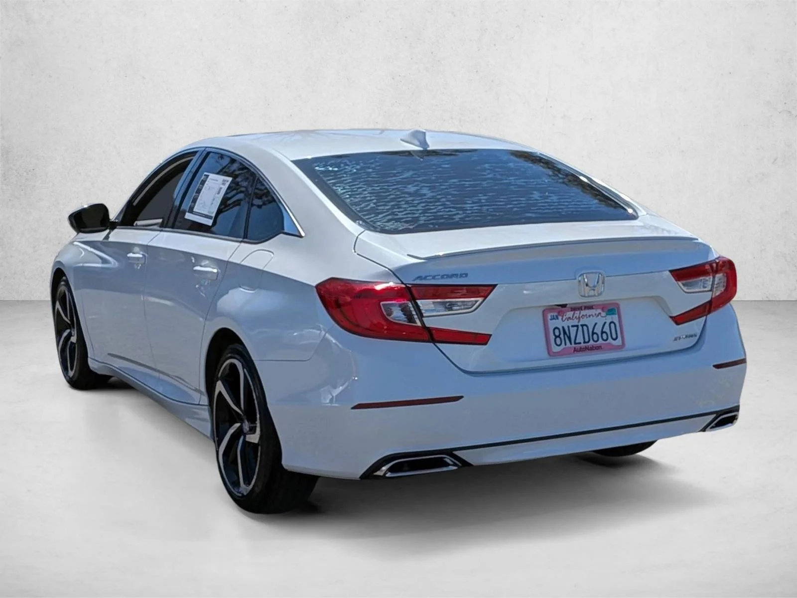 Used 2020 Platinum White Pearl Honda Sport image 8