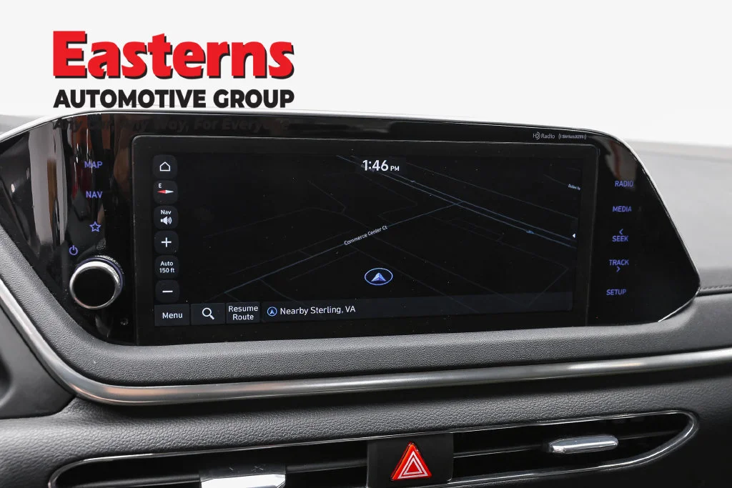 Used 2023 Gray Hyundai SEL image 19