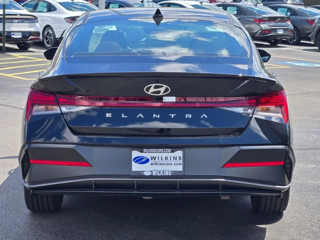 New 2026 Abyss Black Hyundai SEL Sport image 12