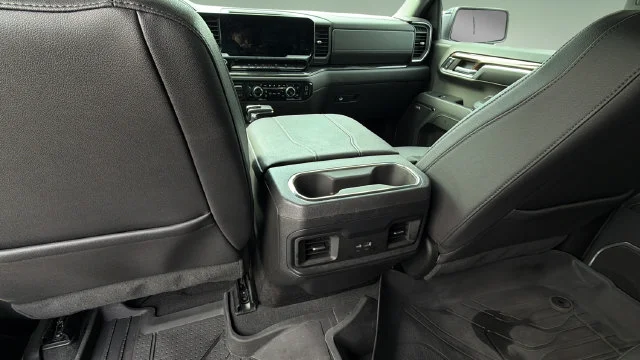 Used 2024 White Chevrolet RST image 21