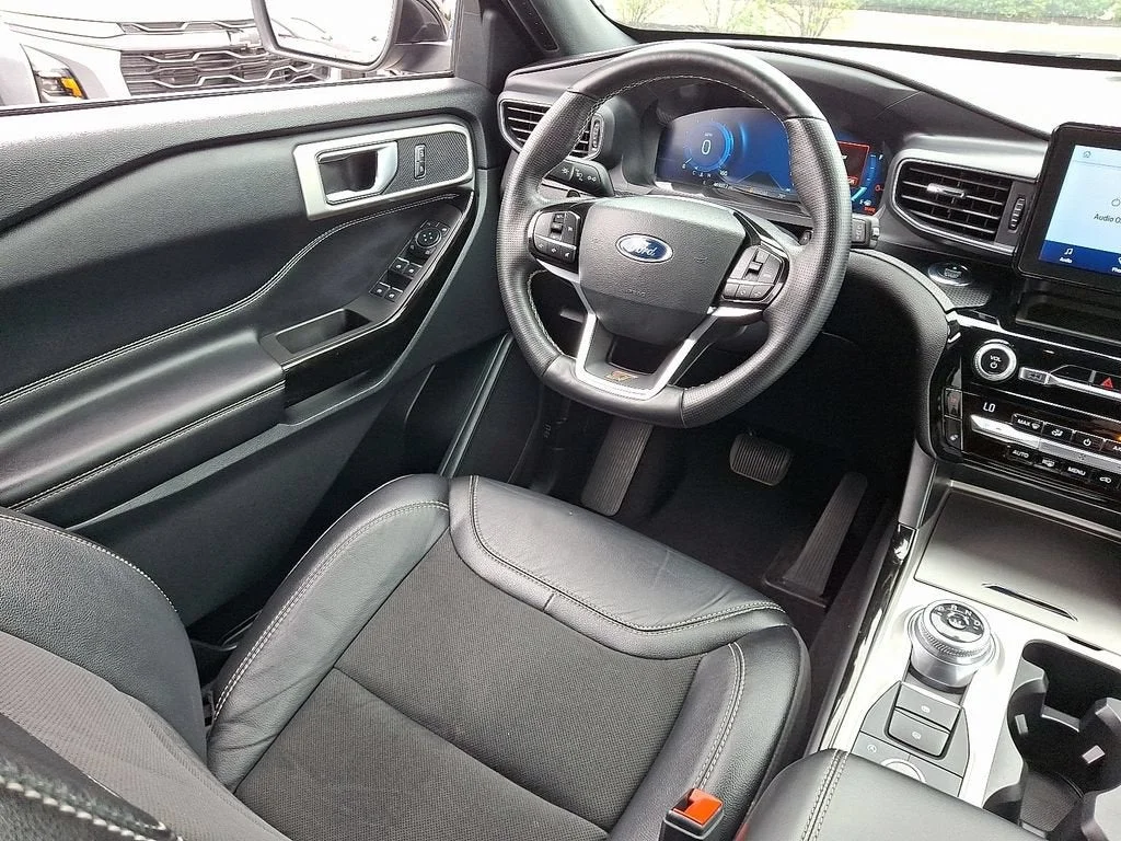 Used 2021 Blue Ford ST image 49