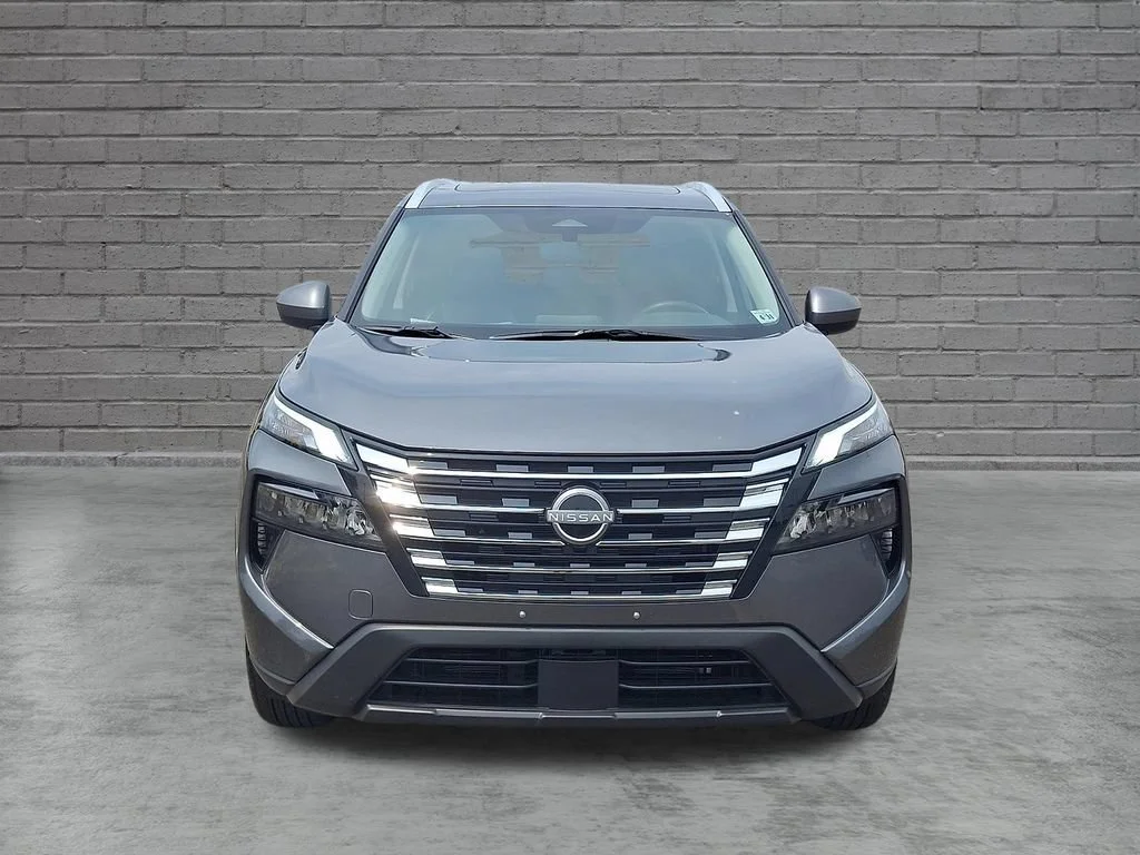 Used 2026 Gray Nissan SV image 4