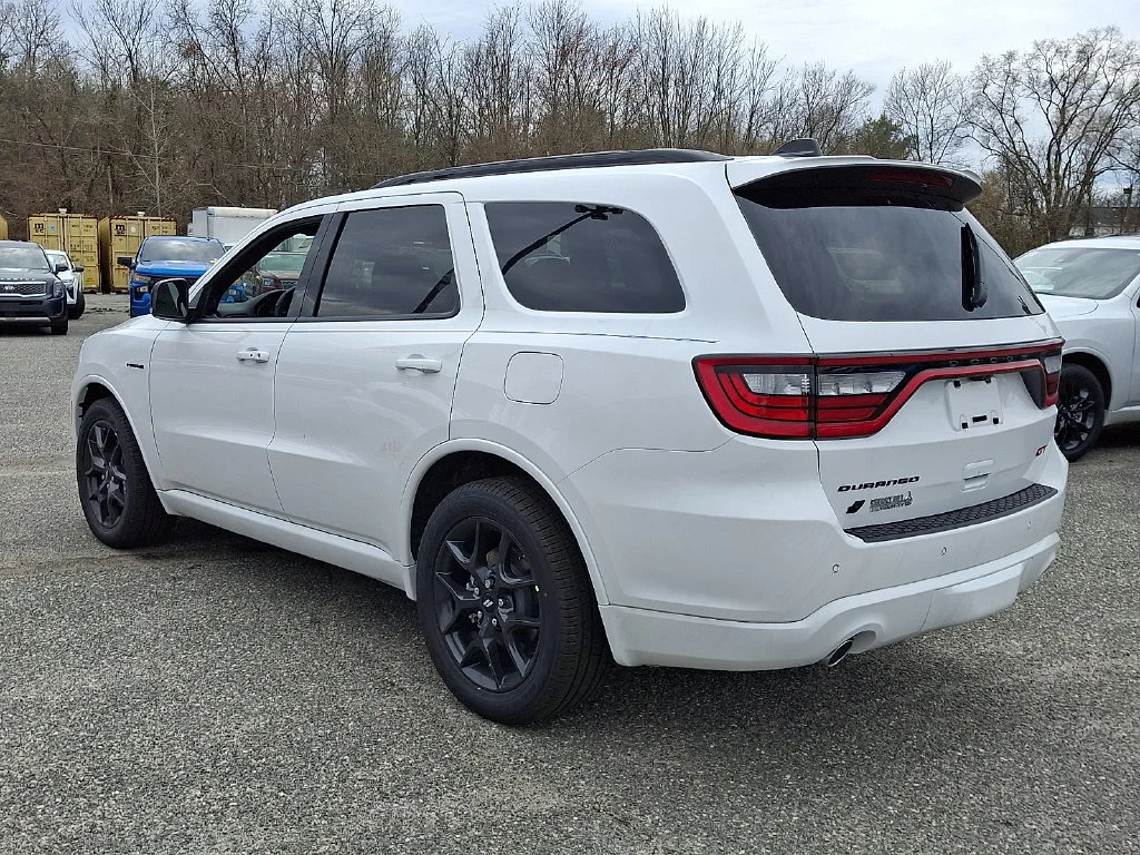 New 2026 White Knuckle Clear-Coat Exterior Paint Dodge GT Plus HEMI V8 image 6