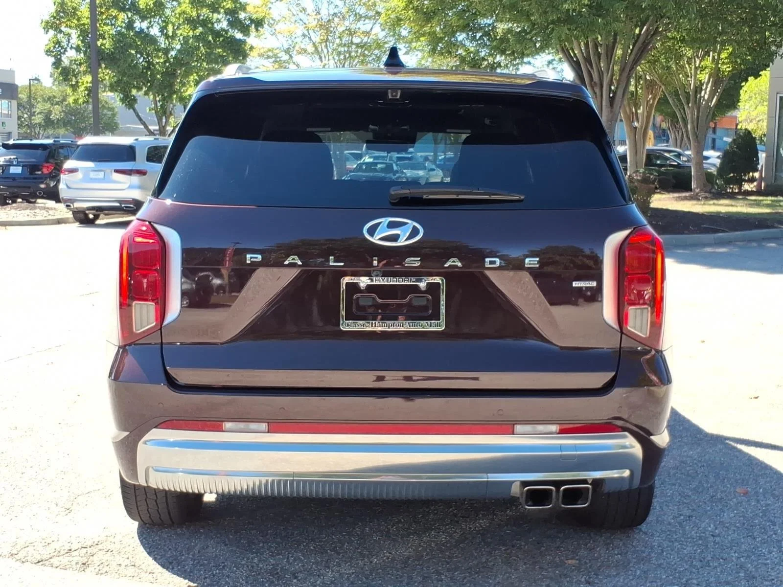 Used 2024 Sierra Burgundy Hyundai Calligraphy image 9