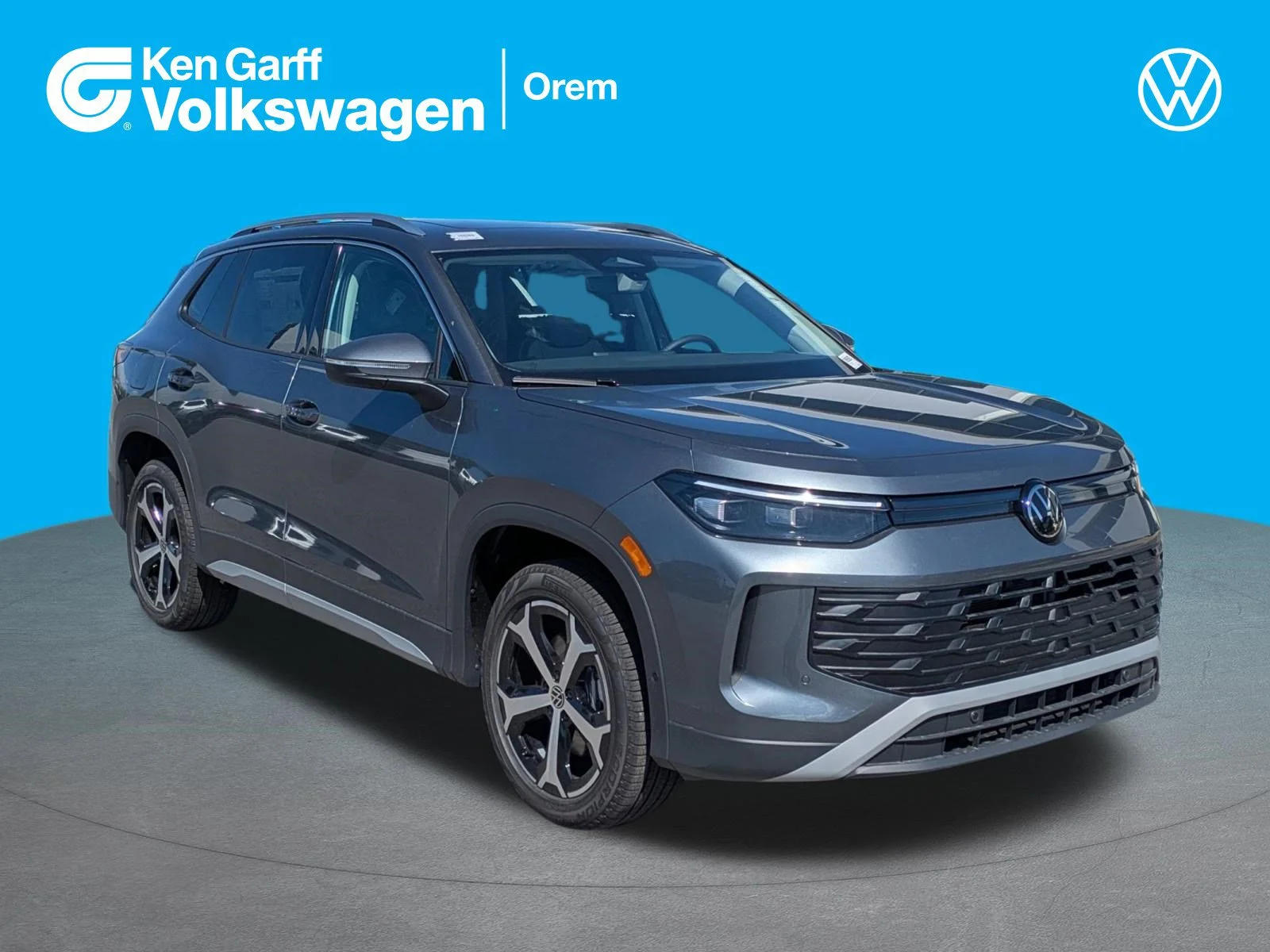 2026 Volkswagen Tiguan 2.0T SE 4Motion's photo