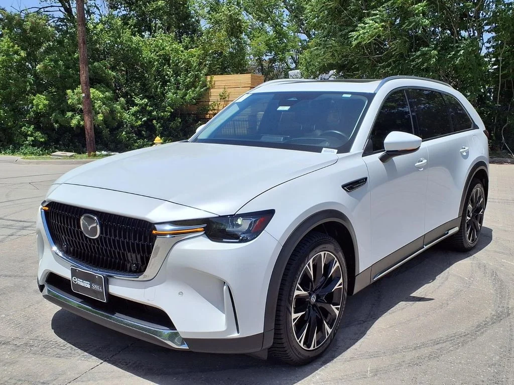 Certified Used 2024 White Mazda Premium image 7